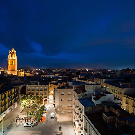 Hotel Gaudi Reus Exteriér fotografie