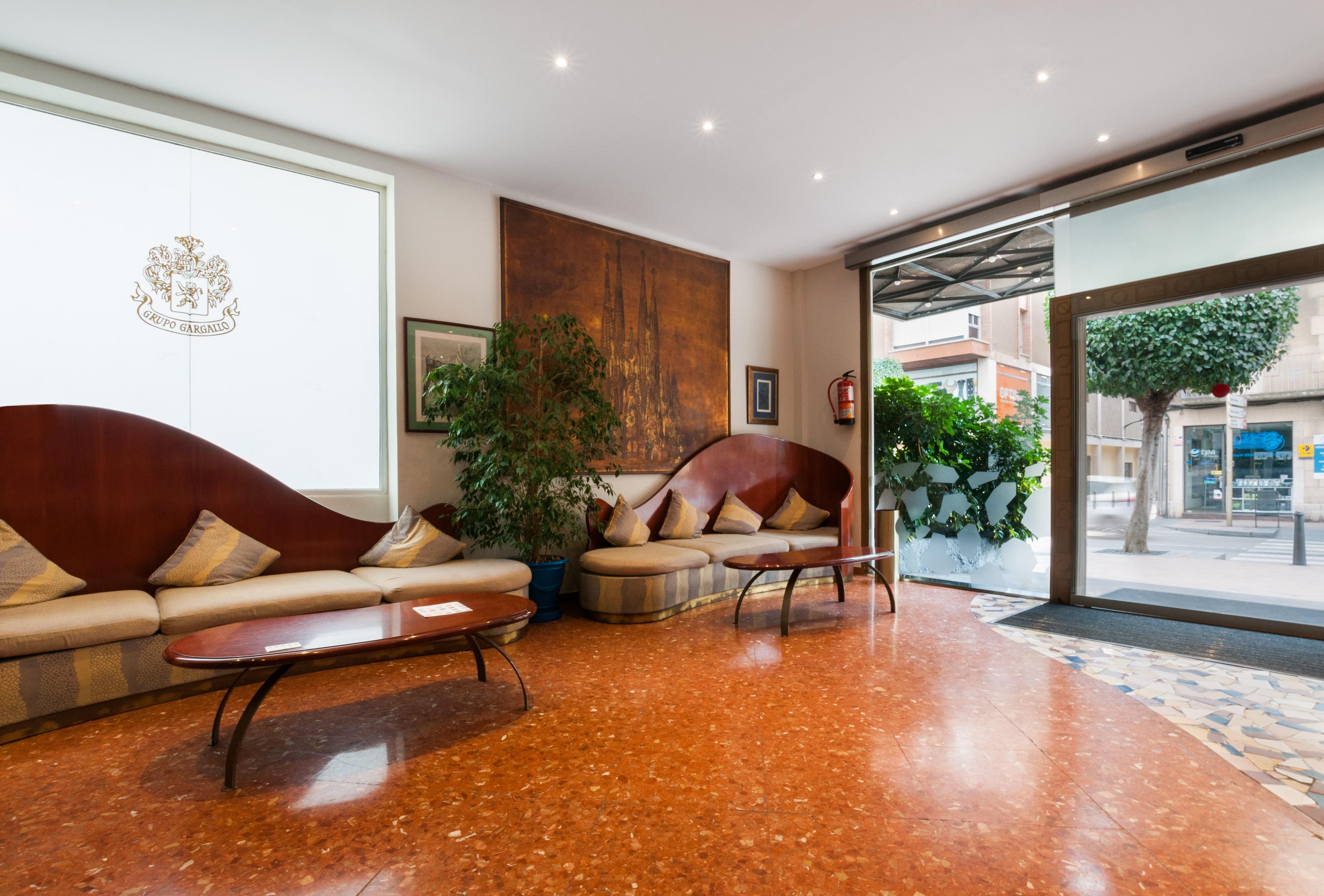 Hotel Gaudi Reus Exteriér fotografie