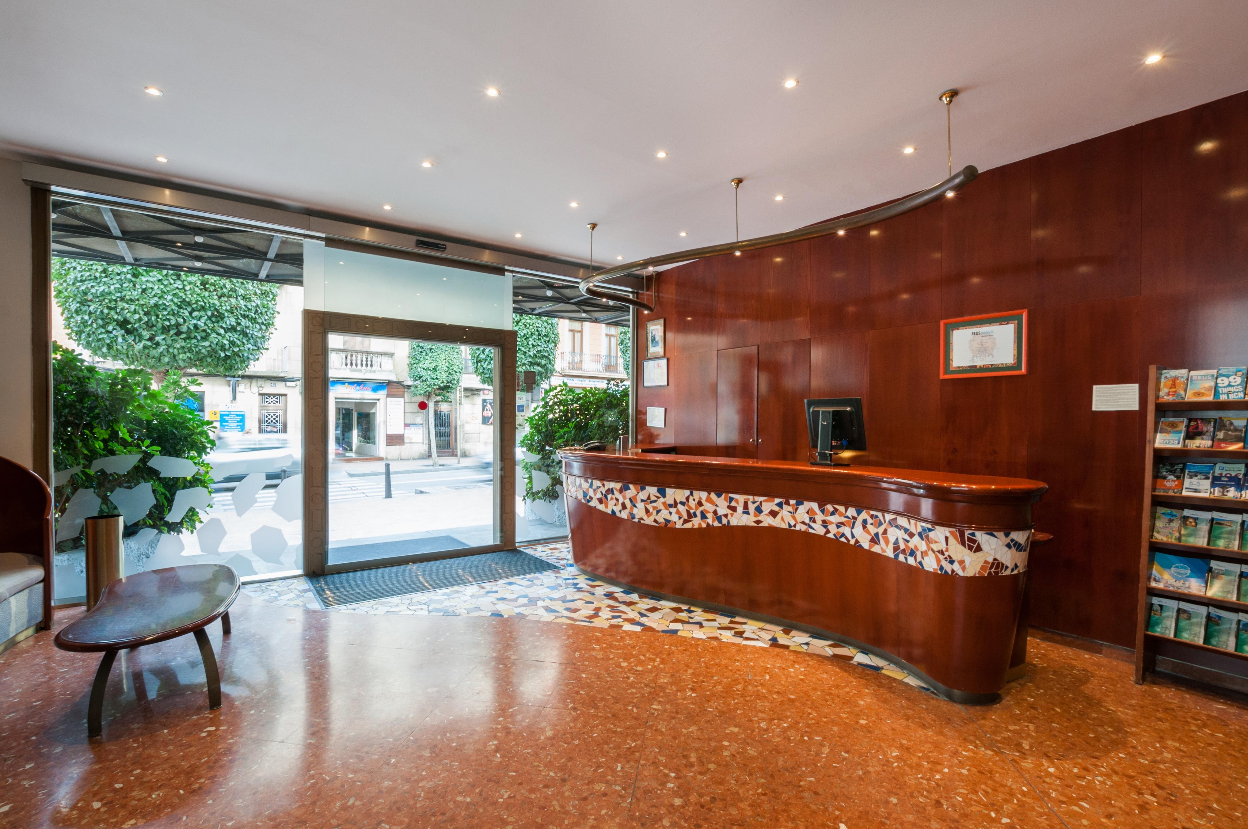 Hotel Gaudi Reus Exteriér fotografie