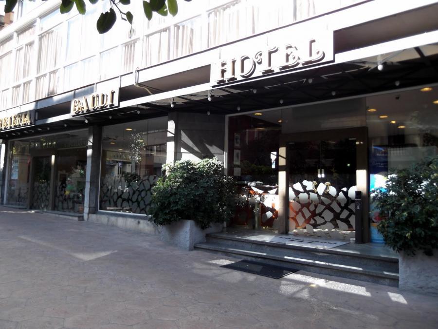 Hotel Gaudi Reus Exteriér fotografie