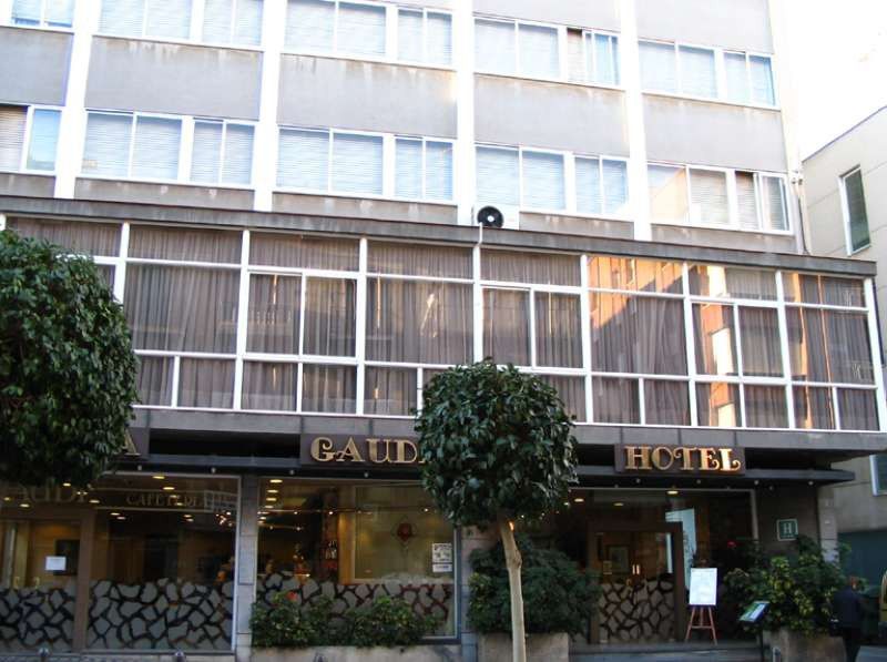 Hotel Gaudi Reus Exteriér fotografie