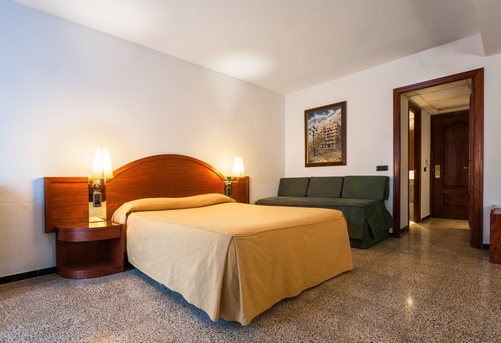 Hotel Gaudi Reus Exteriér fotografie